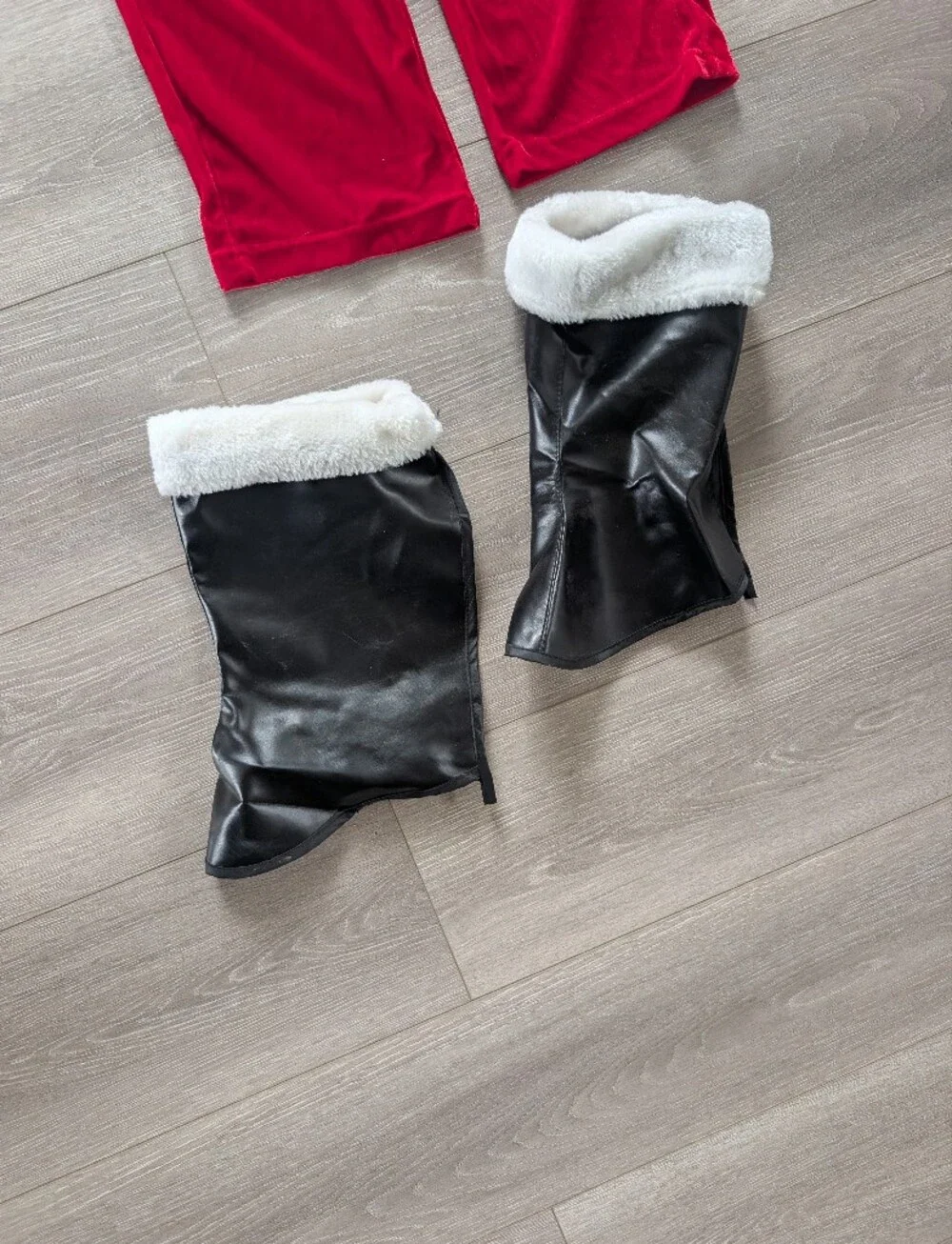 Kids Santa Costume - Red and White Size M